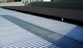 Utilizzo di coperture in acciaio per capannoni su tegoli e tettoie in carpenteria