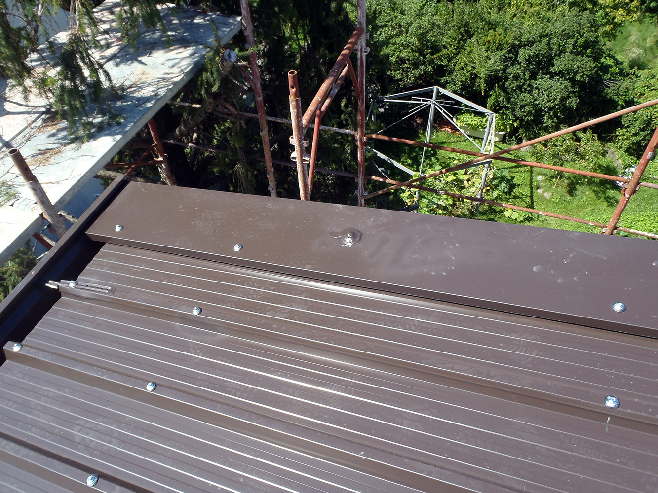 Clip Fissaggio Tegole Metalliche 15 Pezzi Clip Per Tegole Metalliche 15 Pezzi - Fissaggi Antiscivolo In Acciaio Clip Copertura Tetto